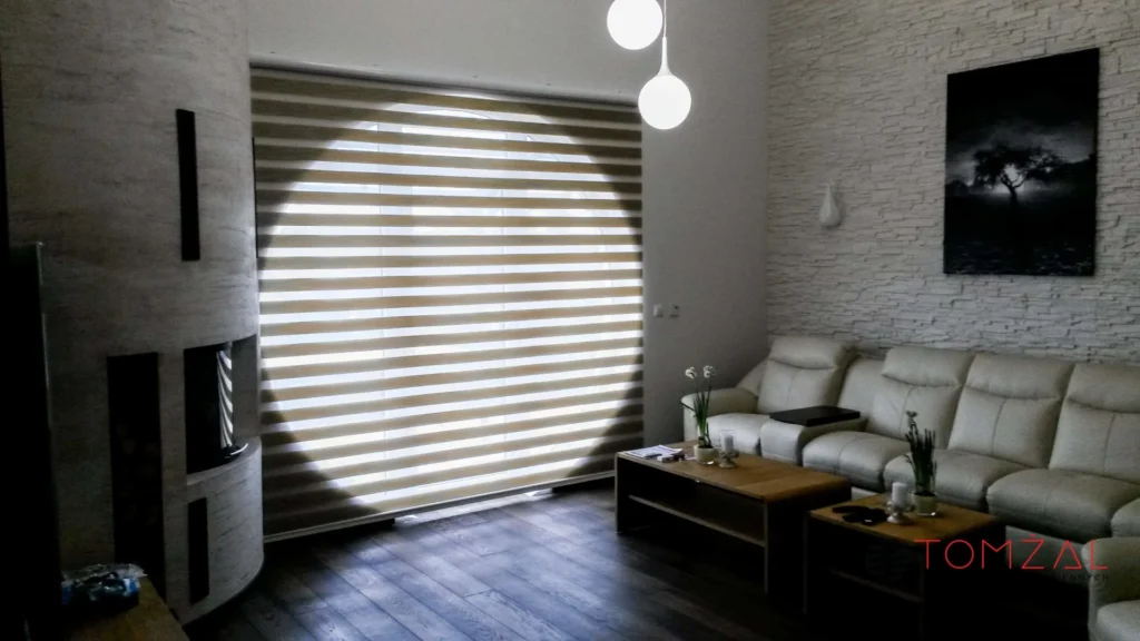 Roleta-dzień-noc-na-ścianę