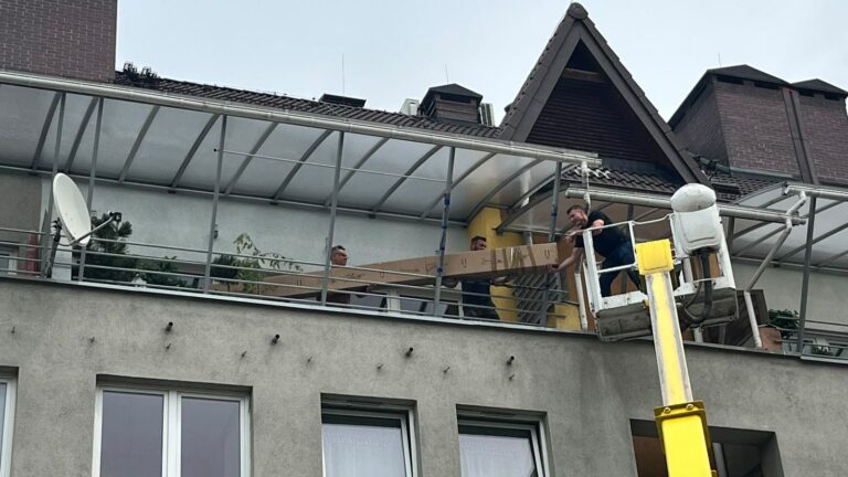 markizy na podnośniku niestandardowe